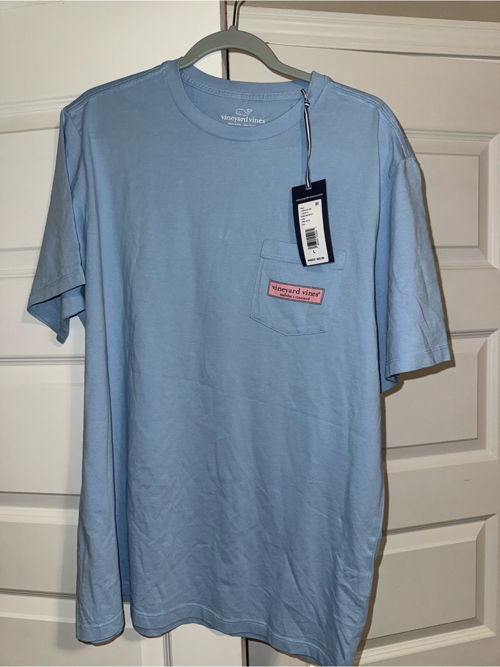 Vineyard Vines Short Sleeve Pocket Tee in Light Blue with Pink Patch
